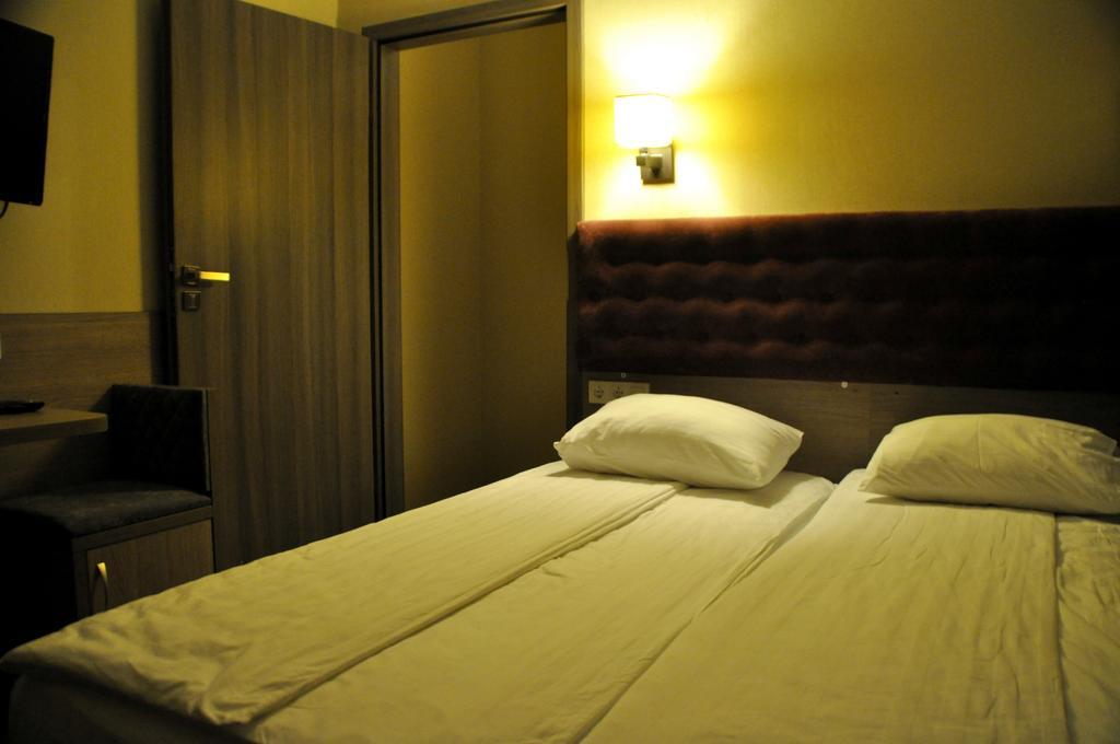 Hotel Classic Kiev Phòng bức ảnh